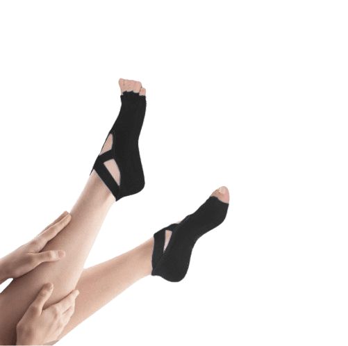 BLACK NON-SLIP YOGA SOCKS